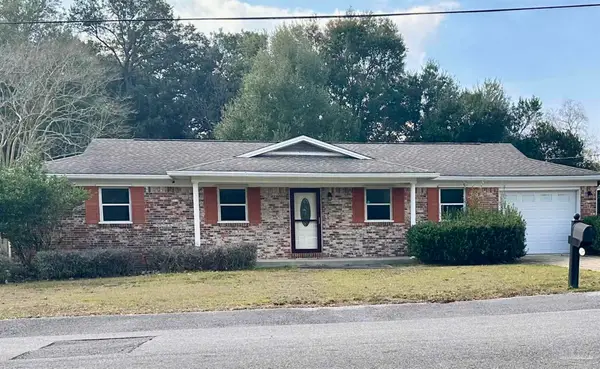 2975 Chrisine St, Pensacola, FL 32526