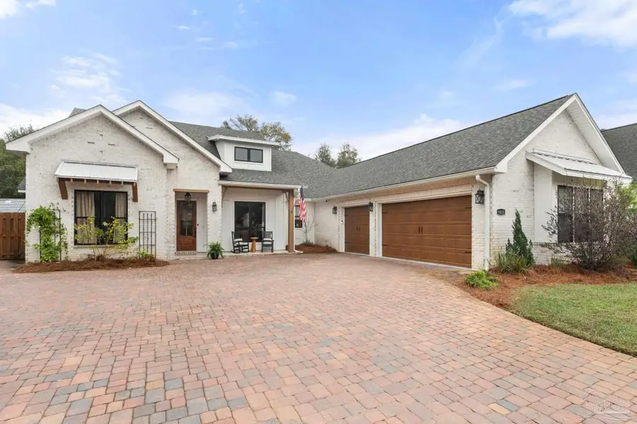 1412 W Shores Blvd, Gulf Breeze, FL 32563 - Image #2