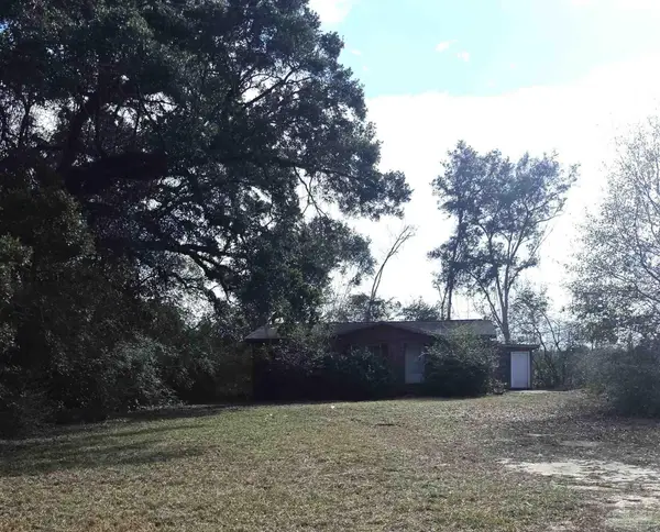 1215 W Hope Dr, Pensacola, FL 32534