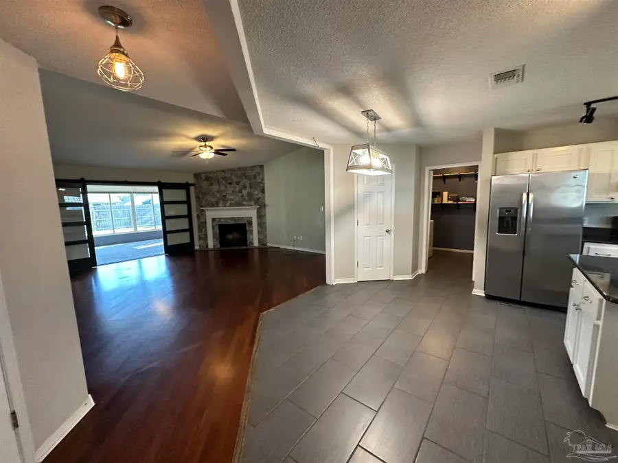 8017 Grand Bahama Dr, Pensacola, FL 32506 - Image #3