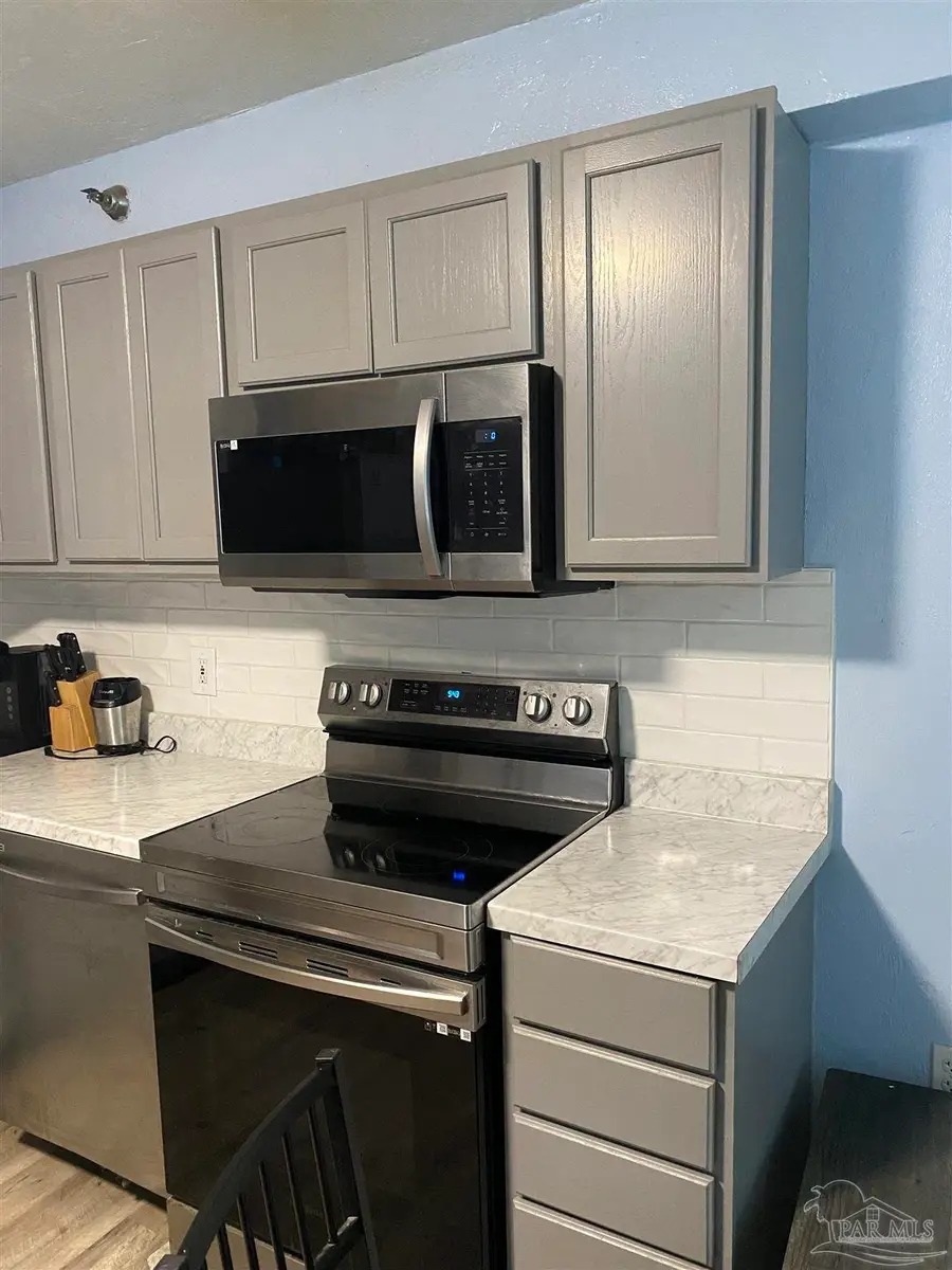 224 E Garden #107, Pensacola, FL 32502 - Image #3