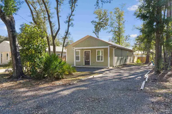 3617 Stonewall Ave, Pensacola, FL 32507