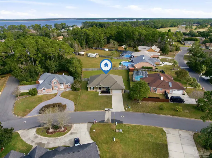 5540 Navaho Dr, Pensacola, FL 32507 - Image #2