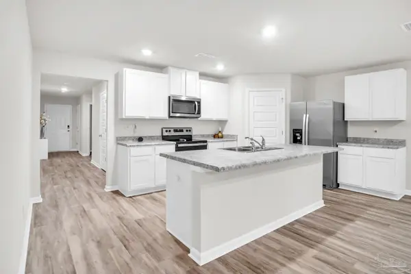 1760 Paisleigh Dr, Pensacola, FL 32534