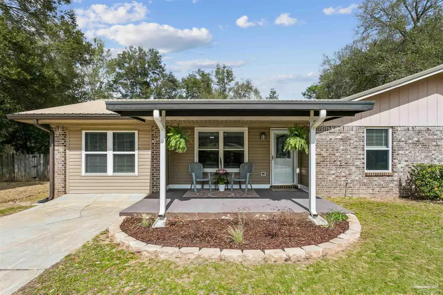 5453 Camille Gardens Cir, Milton, FL 32570 - #3