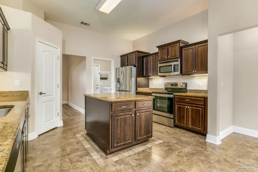 6799 Yorkwood St, Navarre, FL 32566 - Image #3