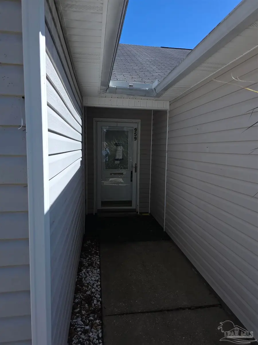 959 Tray Dr, Fort Walton Beach, FL 32547 - #3