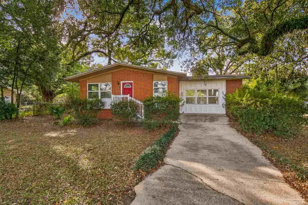 233 Tonawanda Dr, Pensacola, FL 32506