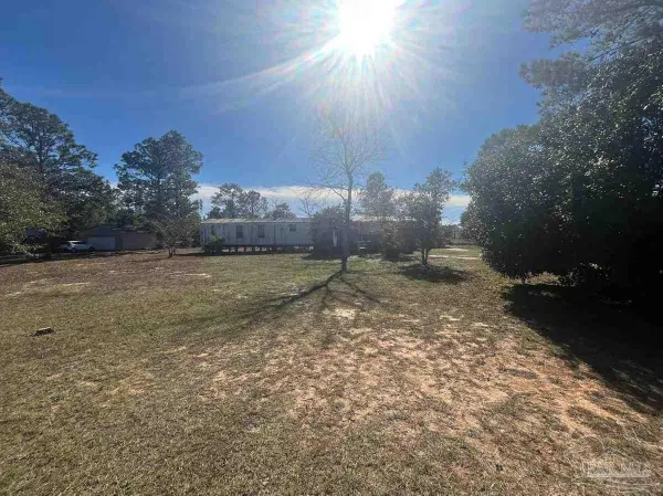 9775 S Trace Rd, Milton, FL 32583