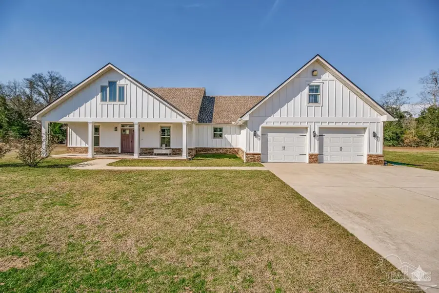 4940 Palmer Ridge Dr, Milton, FL 32570 - Image #2