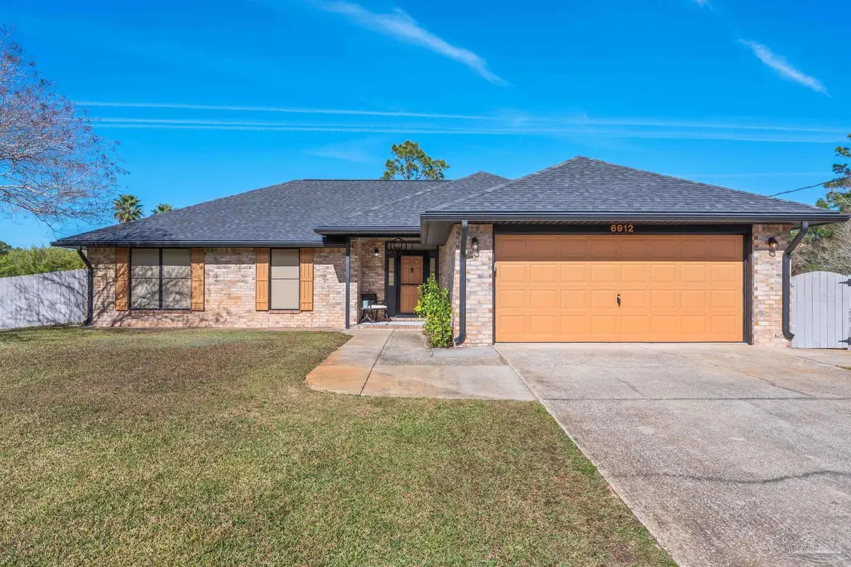 6912 Leisure St, Navarre, FL 32566 - #1