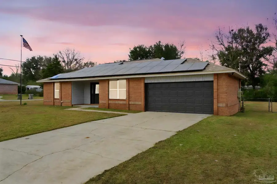 1000 Heathrow Dr, Cantonment, FL 32533 - #3