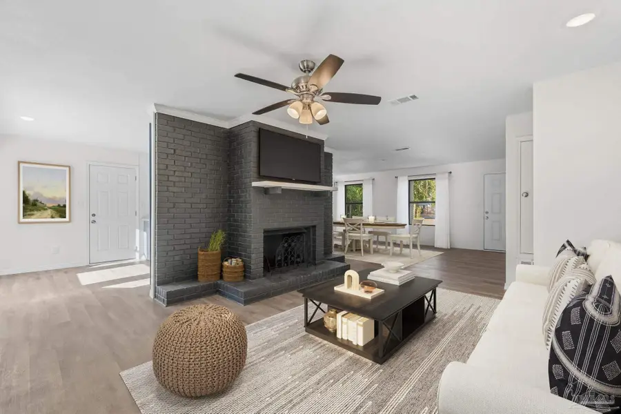 6021 Twilight Dr, Milton, FL 32570 - Image #2