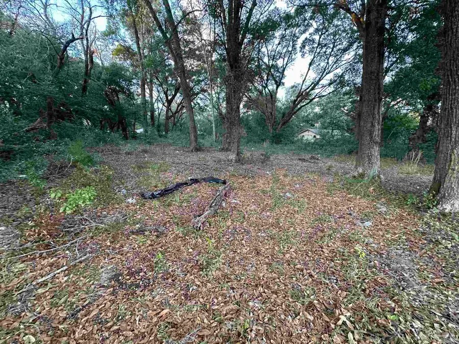 3913 Kelly Ave, Pensacola, FL 32505 - Image #3