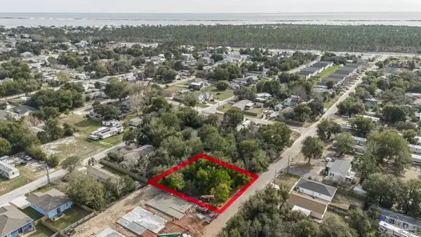 5230 Statler Ave, Pensacola, FL 32507