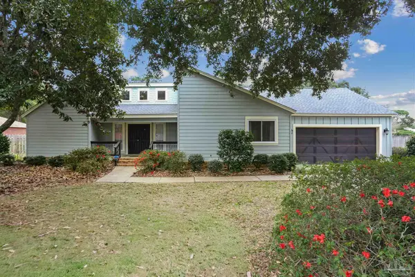 994 Great Oaks Dr, Gulf Breeze, FL 32563