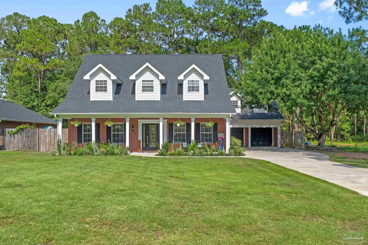 3228 Mcmillan Creek Dr, Milton, FL 32583 - #1