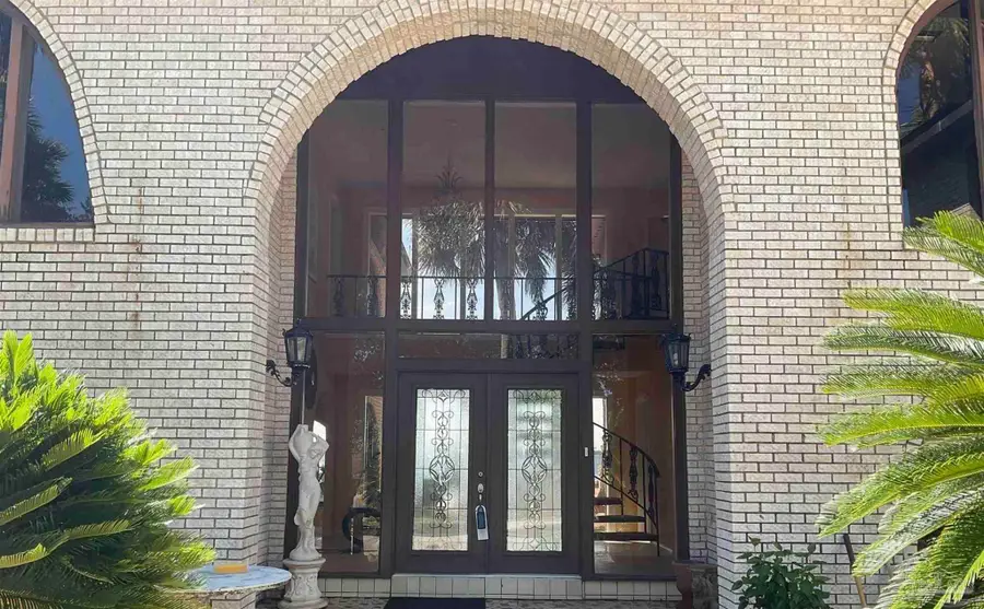 239 Sabine Dr, Pensacola Beach, FL 32561 - #2