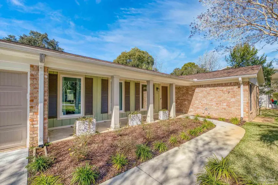 309 Dolphin St, Gulf Breeze, FL 32561 - Image #2