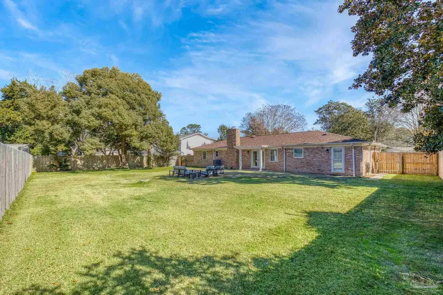 309 Dolphin St, Gulf Breeze, FL 32561 - Image #3