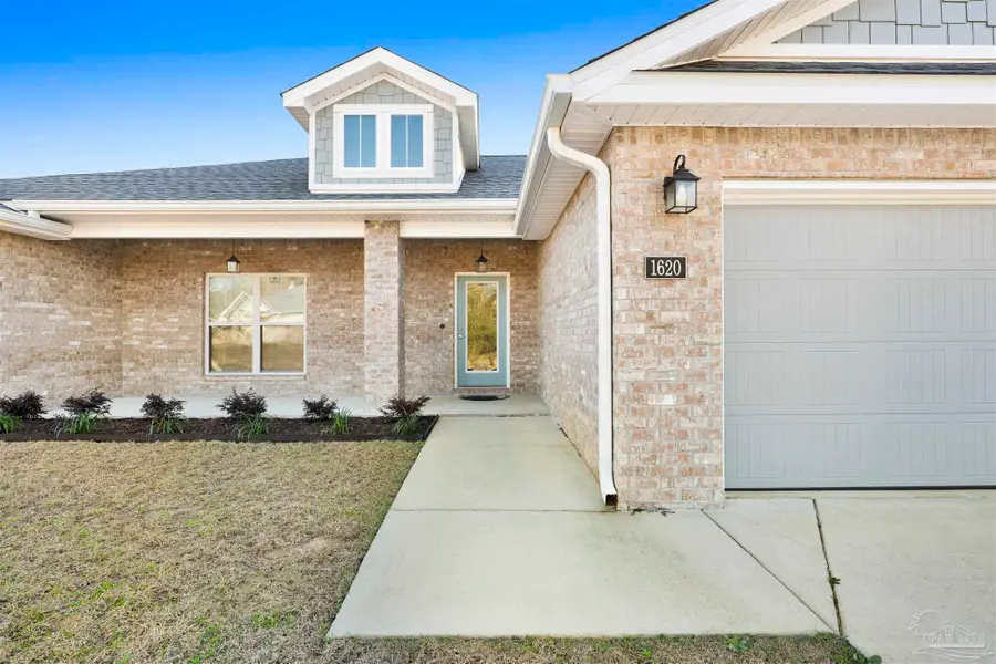 1620 Hollow Point Dr, Cantonment, FL 32533 - Image #2