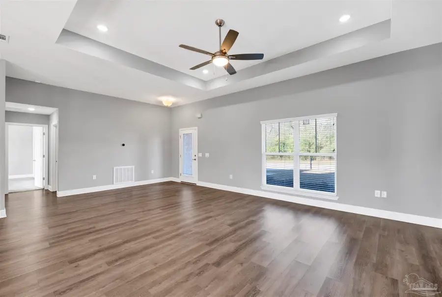 1620 Hollow Point Dr, Cantonment, FL 32533 - Image #3