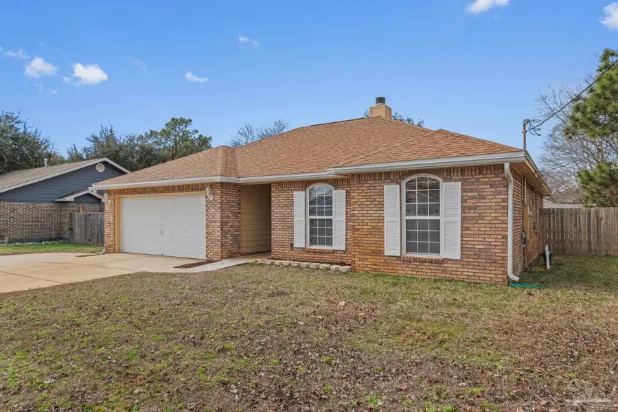 2237 Prytania Cir, Navarre, FL 32566 - Image #3