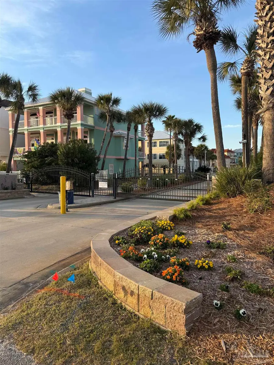 6 N Galvez Ct, Pensacola Beach, FL 32561 - #2