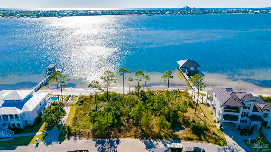 16291 Tarpon Dr, Pensacola, FL 32507 - Image #3
