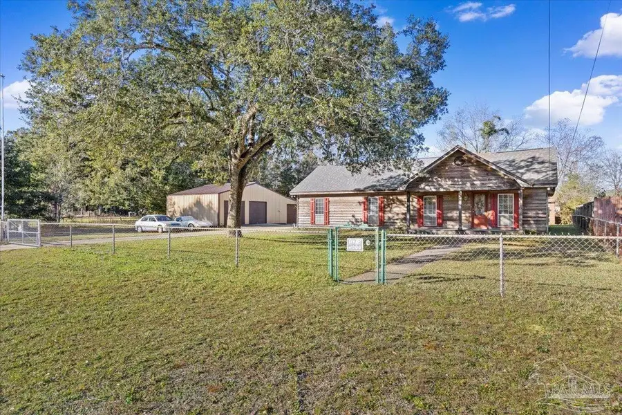 650 Hawkins St, Pensacola, FL 32534 - Image #2