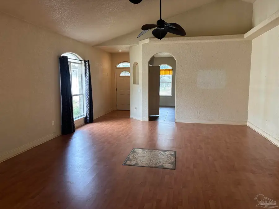 6021 Champion Oaks Dr, Pensacola, FL 32526 - Image #3