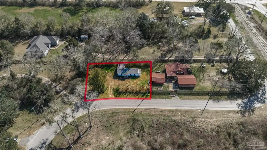 3020 Woodbury Cir, Cantonment, FL 32533 - Image #3