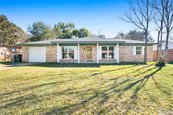 1231 Ft Smith Cir, Pensacola, FL 32505