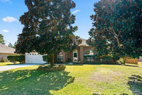 6669 Liberty St, Navarre, FL 32566