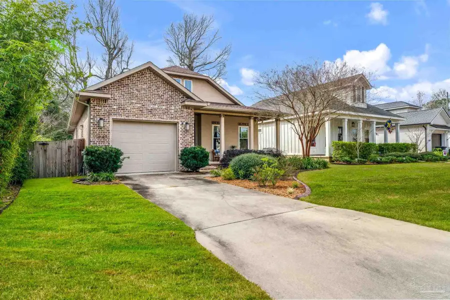 1649 Hatton St, Pensacola, FL 32503 - Image #2