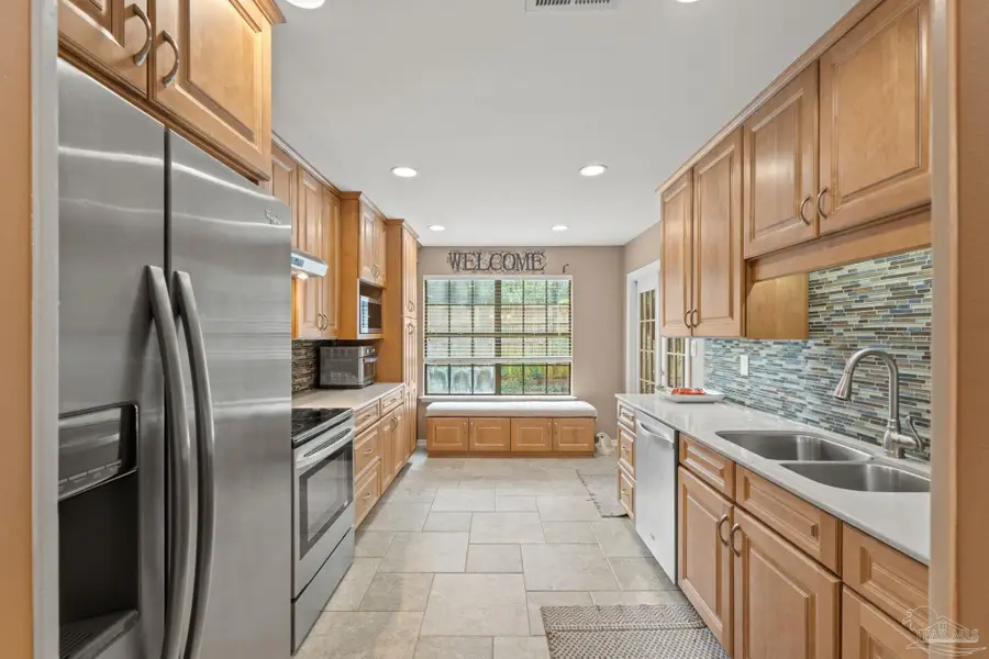 4831 E Olive Rd #1A, Pensacola, FL 32514 - Image #3