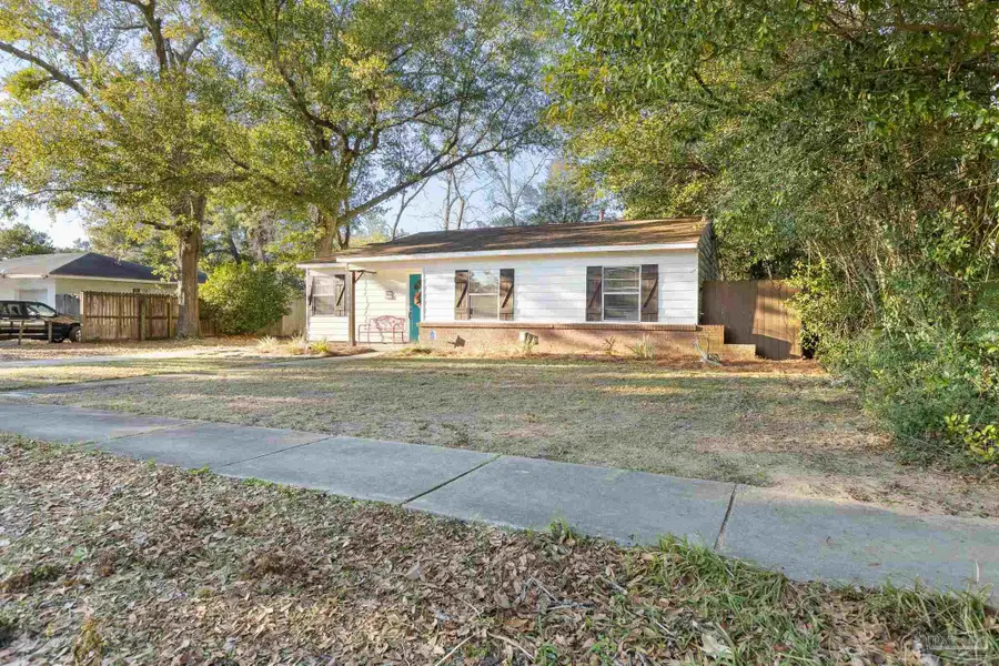 904 E Texar Dr, Pensacola, FL 32503 - Image #3