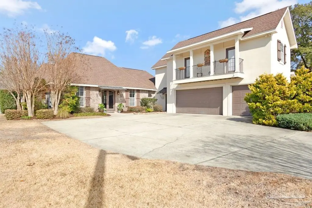 5296 Woodlake Tr, Gulf Breeze, FL 32563 - #1