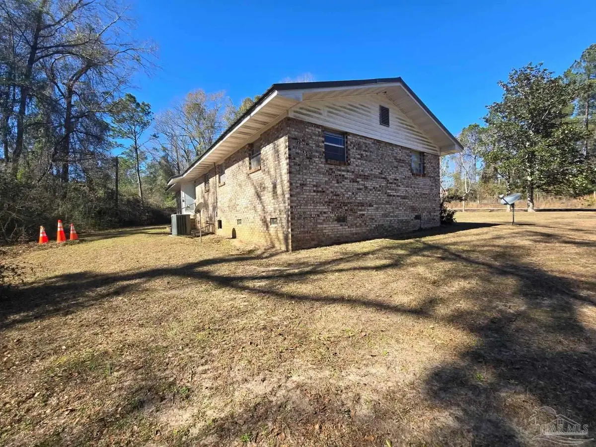 10501 Hwy 97 A, McDavid, FL 32568 - Image #1