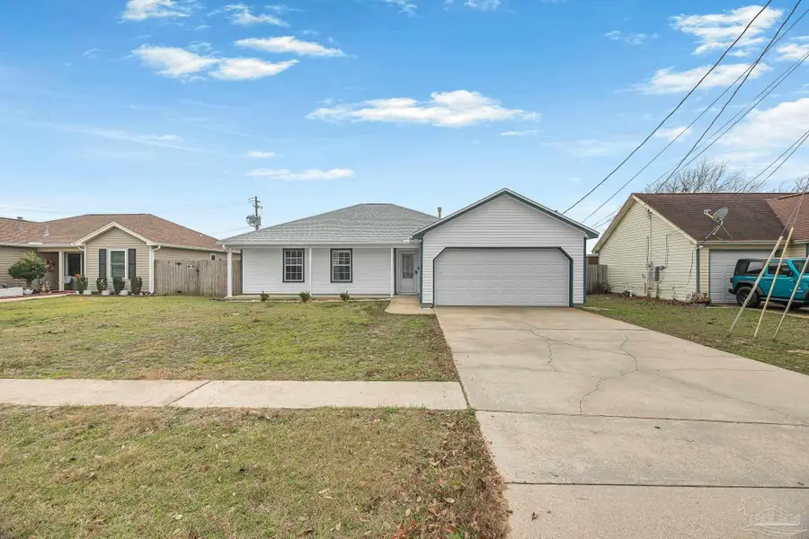 2285 Estate Cir, Navarre, FL 32566 - #3