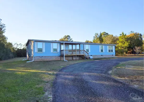 4955 Blue Ribbon Dr, Milton, FL 32583