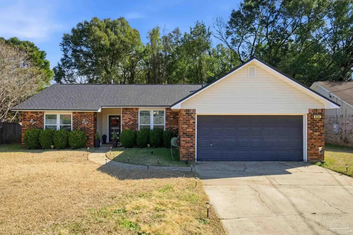 908 Valley Ridge Dr, Pensacola, FL 32514 - Image #1