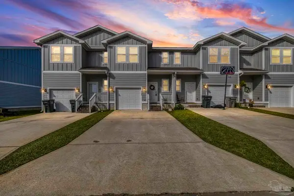 9487 Nature Creek Cir, Pensacola, FL 32526