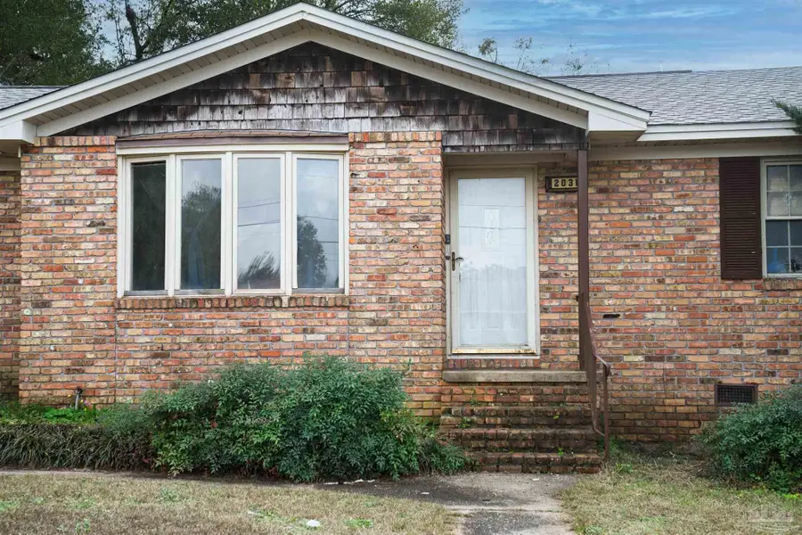 2031 Broyhill Ln, Pensacola, FL 32526 - Image #3