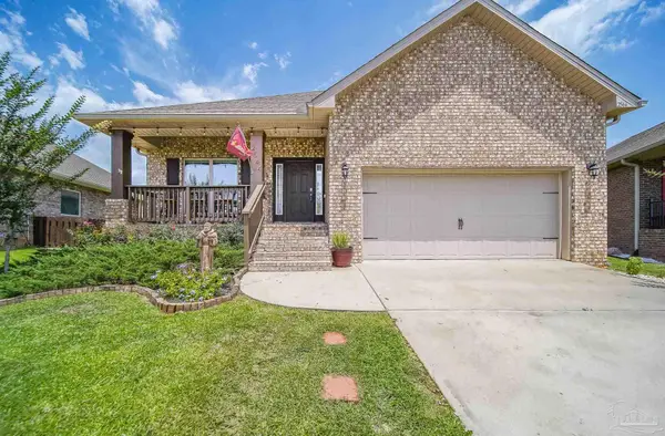 2544 Caldwell Cir, Pace, FL 32571