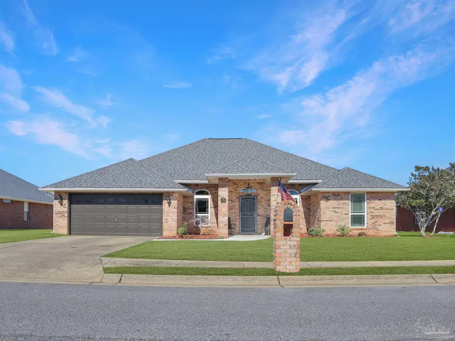 2338 Tall Oak Dr, Cantonment, FL 32533 - Image #2