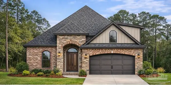 6061 Dahoon Dr, Pensacola, FL 32526