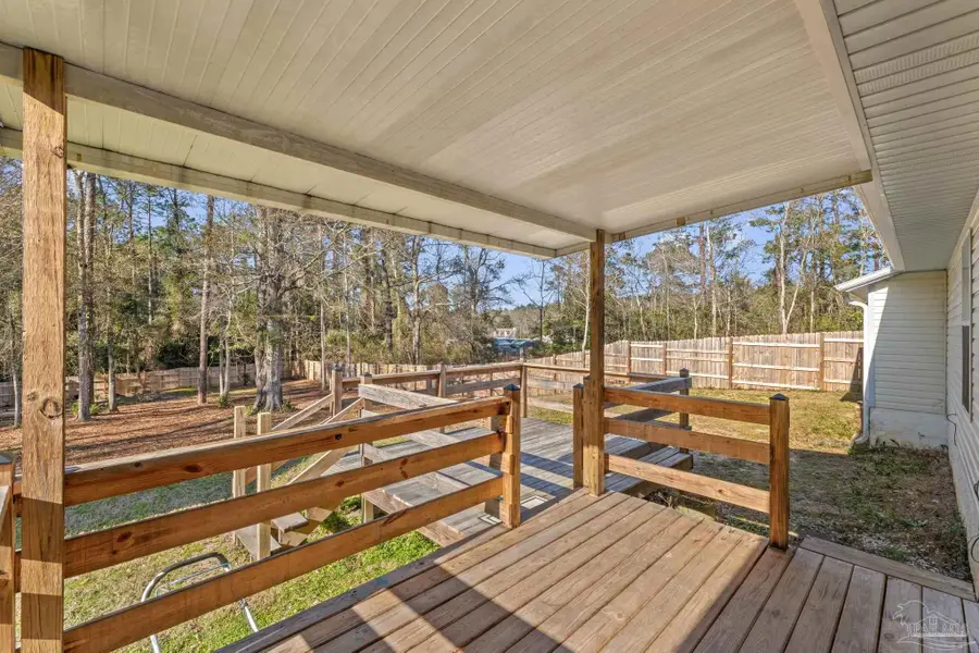 524 Greenberry Dr, Cantonment, FL 32533 - Image #3