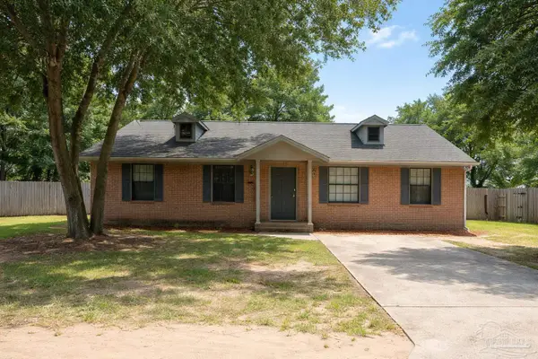 6023 Hamilton Bridge Rd, Milton, FL 32570