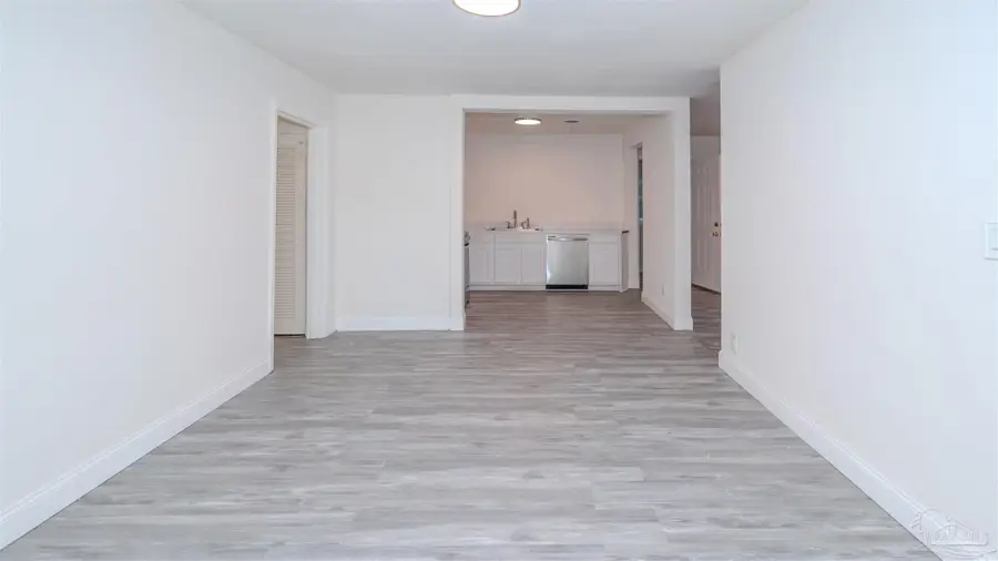 303 Chaseville St, Pensacola, FL 32507 - Image #3